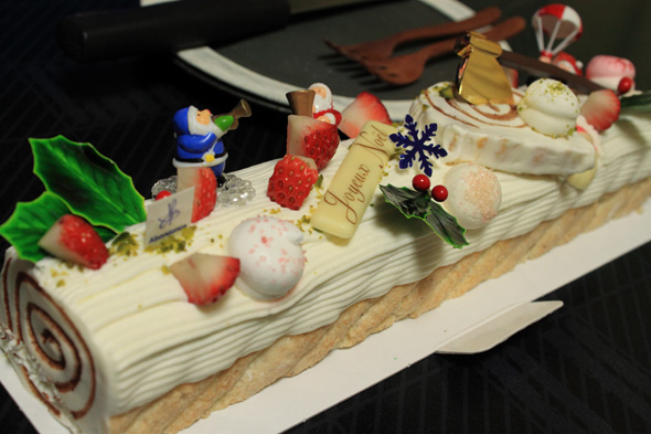 111224_01 クリスマスケーキ